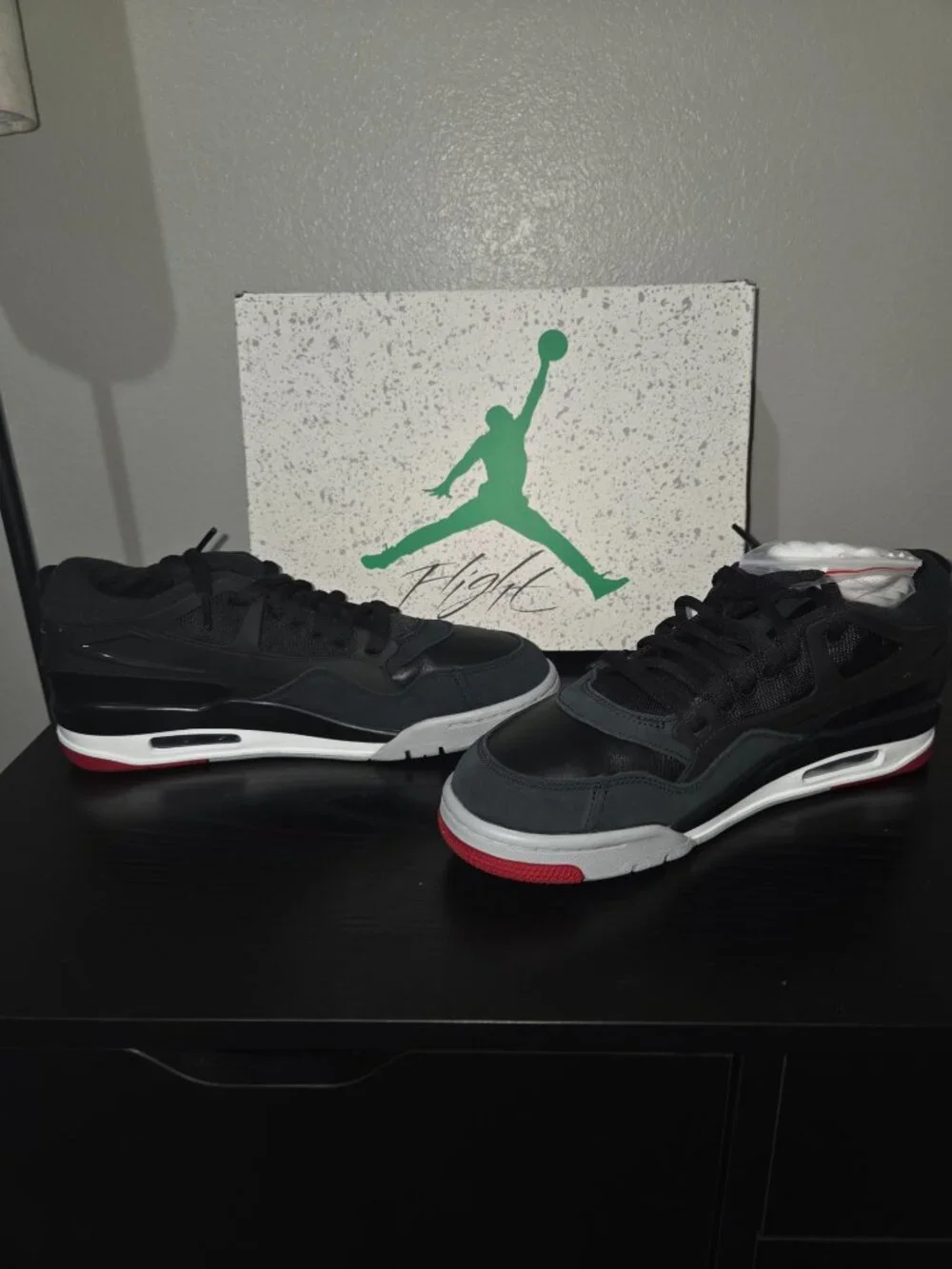 Air Jordan 4 RM Black Varsity Red Wolf Grey Size 10
